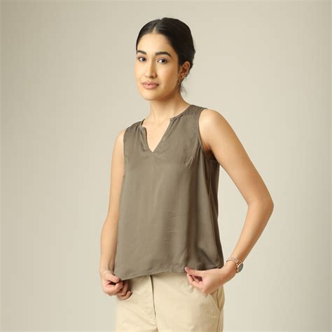 Ivy Split V-Neck Top in Olive Green | Linen Cotton Women's Wear | Saltpetre
