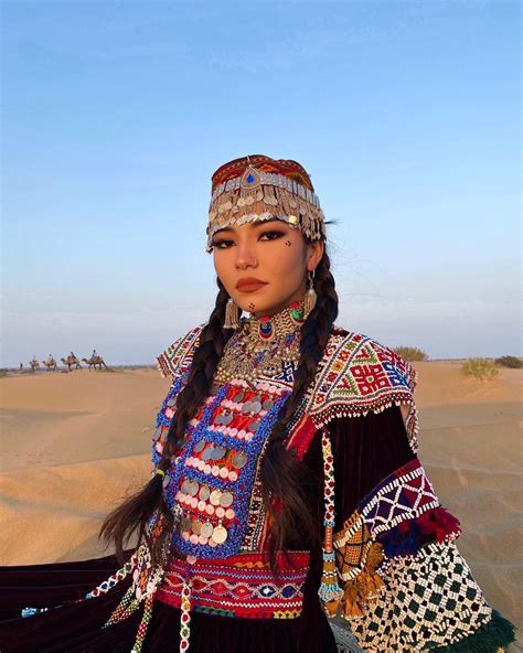 Afghan Clothes, Afghan Dresses, Aesthetic Indie, Dresses Aesthetic ...