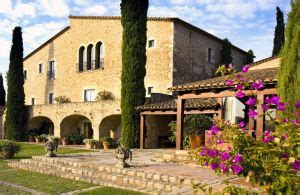 Spain Travel Guide & Tourism (2024) - Best Tourist Place to visit in ...