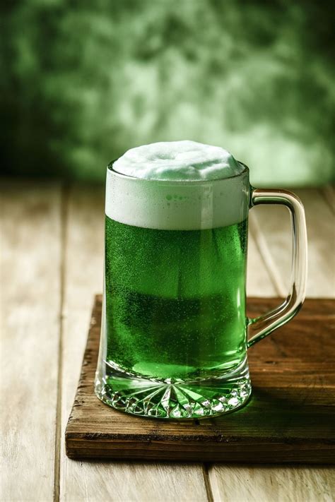 24 Best St. Patrick's Day Drinks - St. Paddy's Day Cocktails