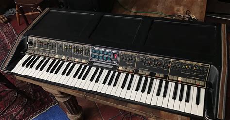 Moog Polymoog 的图像结果