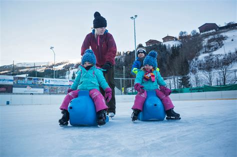 Family fun on ice and snow | Saalbach Hinterglemm