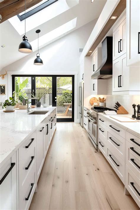 Modern White Kitchen Cabinets With Black Hardware
