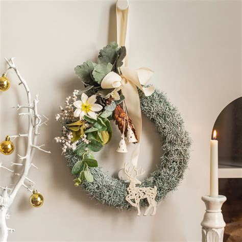 Buy Exceptional Gift Trays and Wall Decor Frames Online | The Maeva Store