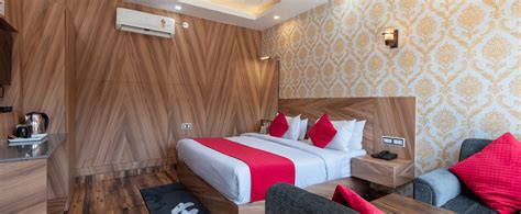 Premium Room near Dadra | Dalhousie Stay with Family
