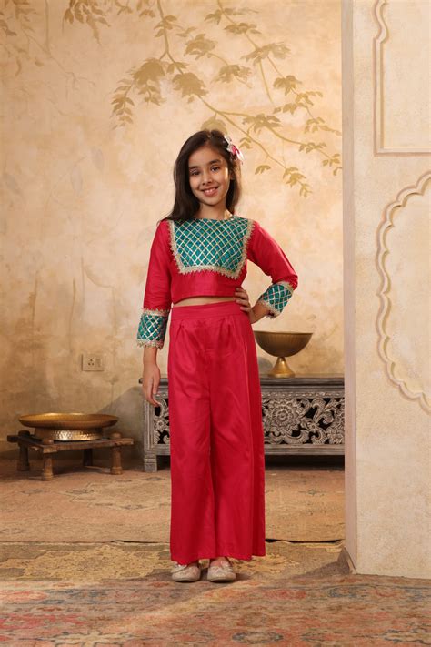 Classy Yoke top with palazzo – shorgul