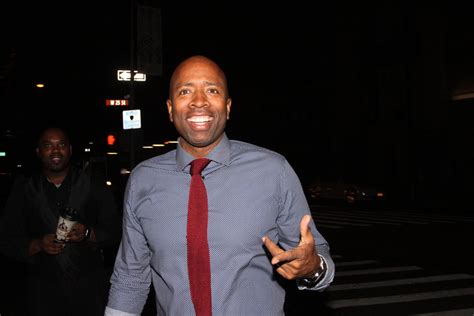 Kenny Smith's "Matchstick Knees" Leave TNT Fans and Co-hosts in Splits ...