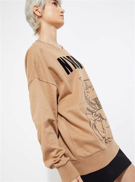 Buy ALAYA F x URB_N Women Naruto Print Oversized Sweatshirt Online at ...