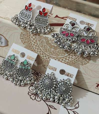 Earrings - Buy Trending Earrings for Womens & Girls Online | Shopsy