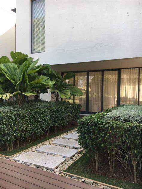 Simple Landscaping Ideas to Create a Dazzling Outdoor Space | Goodhomes ...