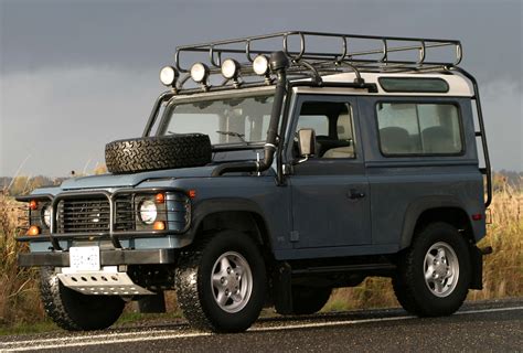 Land Rover Defender 90 3.5 V8 (134 Hp)