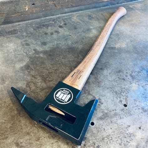 The BADAXX - 6 Lb / Hickory Handle – Two Devils Tools