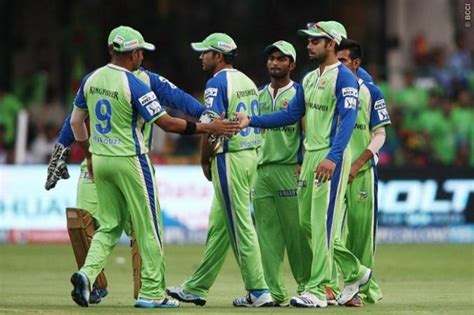 IPL 2015: RCB vs CSK - Key Clashes - IBTimes India