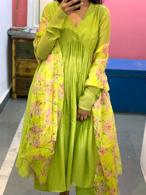 Lime green chanderi anarkali with churi sleeves Set of 3 – Hasli India