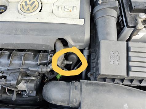 Just bought an 09 Jetta 2.0t. Is there supposed to be something hooked up to this port? : r/jetta
