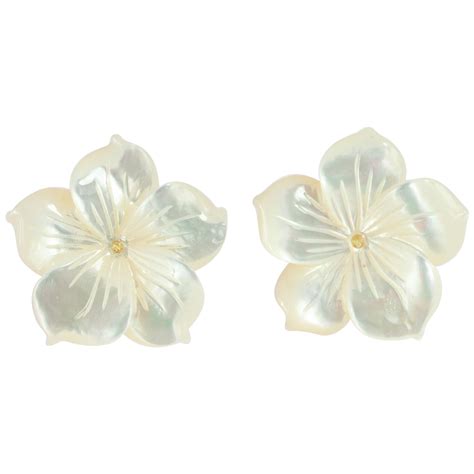 Intini Jewels Mother of Pearl Carved Flower Stud Silver Crafted Girl ...