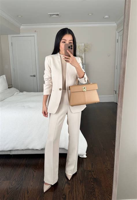 Ann Taylor spring outfit ideas // petite cream suit blazer