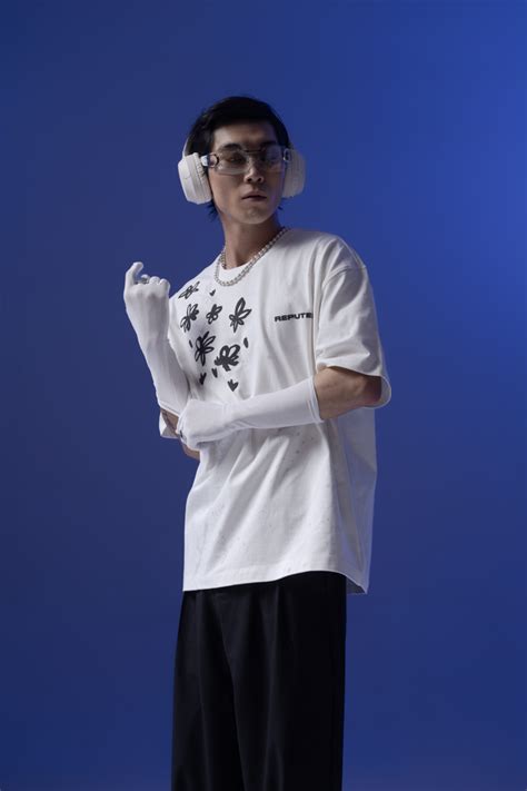 Sunny & Andres for 25.12 | SUNNY KIM | Snoop Models