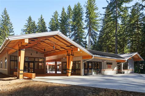 Camp Howard Elsie Franz Finley Welcome Center - O'Brien