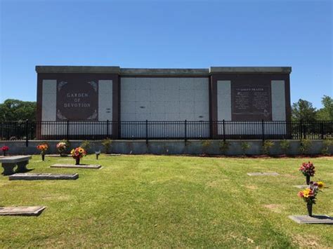 NATCHEZ TRACE FUNERAL HOME - Updated January 2026 - 14 Photos - 759 Hwy ...