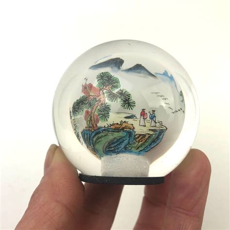 Painted Globe 的图像结果