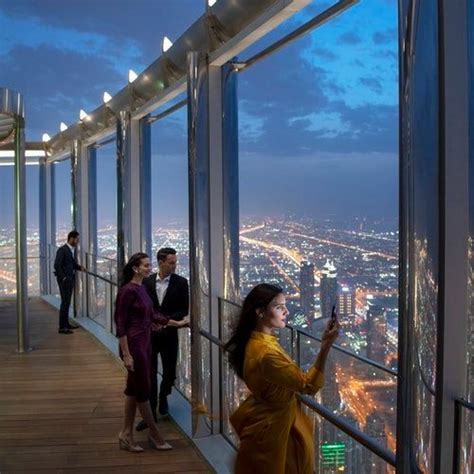 Burj Khalifa: The Lounge - Levels 154, 153, 152, Burj Khalifa, Dubai ...