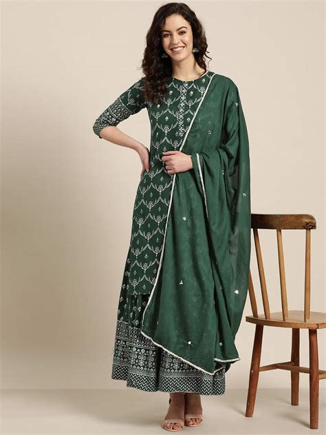 Mahashivratri 2025: 5 Green Suits Perfect For Your Festivities