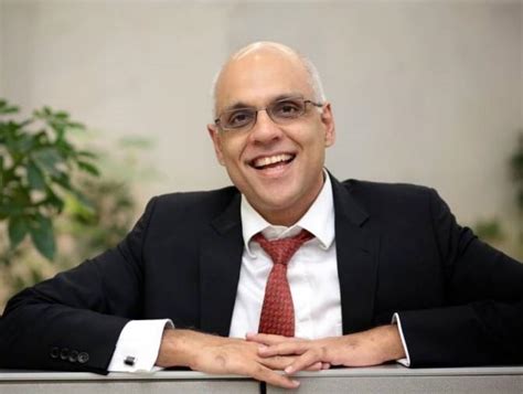 Tata AIA Life Ltd appoints Naveen Tahilyani as its MD & CEO