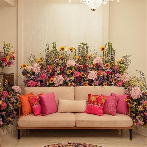 8 Best Home Flower Decorations Services To Book In Delhi | LBB Delhi
