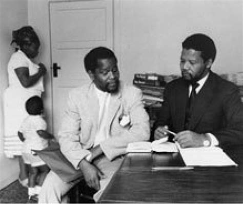 Foundation receives 1962 Mandela photos – Nelson Mandela Foundation