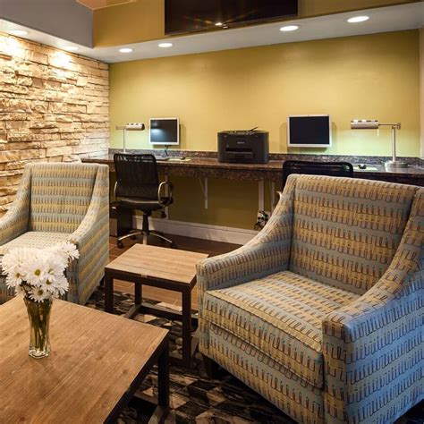 Best Western Albuquerque Airport InnSuites Hotel & Suites