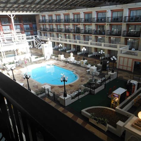 CARIBBEAN COVE INDOOR WATER PARK (2025) All You Need to Know BEFORE You ...