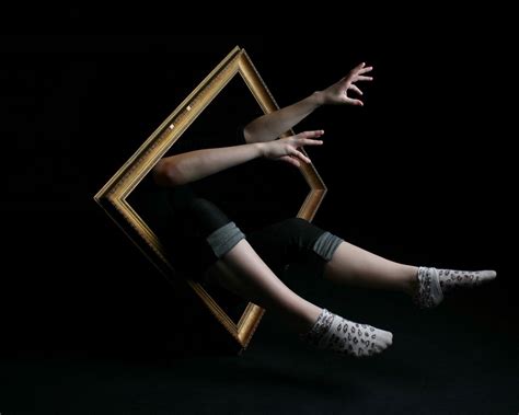 Download wallpaper 1280x1024 frame, hands, human, leg, improvisation ...