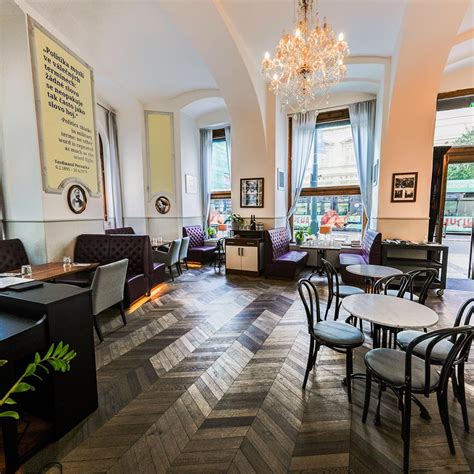 National Café | Prague Holiday, Travel Hints & Tips