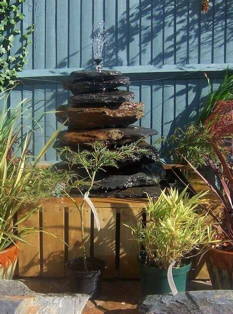DIY Slate Cladding Water Feature 的图像结果