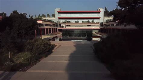 Claremont McKenna College: Rankings, Courses, Admissions, Tuition Fee ...