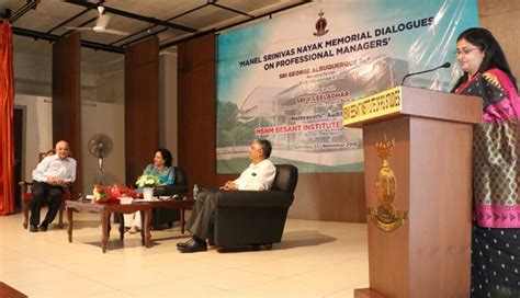 Manel Srinivas Nayak Memorial Dialogues on Professional Managers - Sri ...