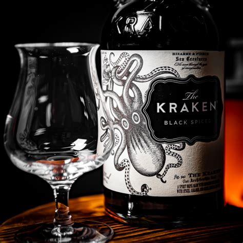 The Kraken Black Spiced Rum | Whisky.de » To the online store