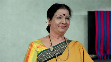 Watch Shanaya gets thrown out of the house - Subbalakshmi Samsara ...