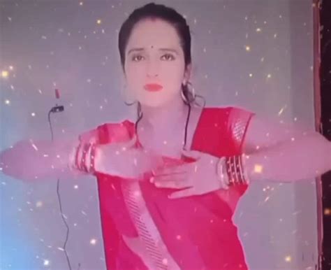 Seema Haider New Dance Video: Pakistani Bhabhis Another Sensational ...