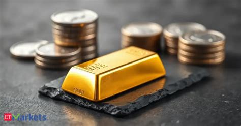 US-China trade tensions lift safe-haven gold to record high - The ...