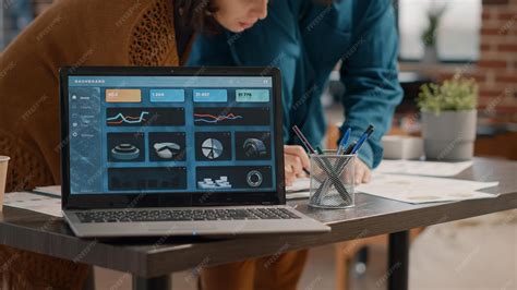 Working Computer Screen 的图像结果