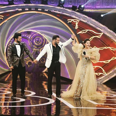 Bollywood News Recap: Bigg Boss 14 Grand Finale, Kareena Kapoor ...