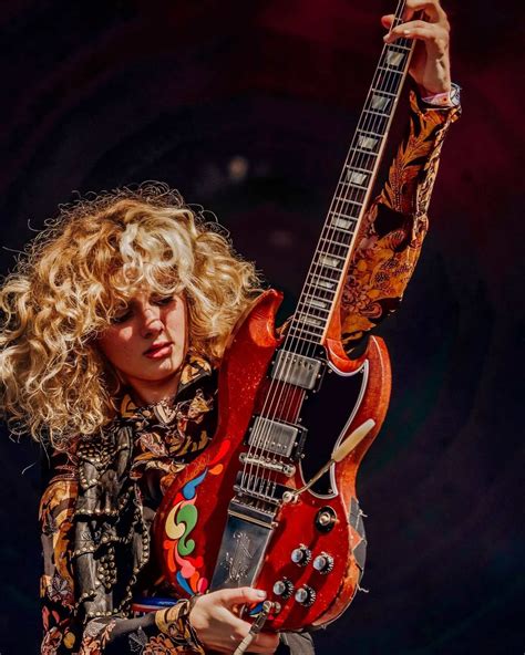 Who is Grace Bowers? The 19-year-old guitar prodigy, inspired by Slash ...