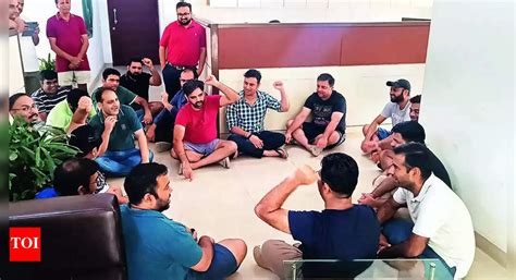 Hike in upkeep fee to defunct lifts, Gurgaon flat owners protest ...