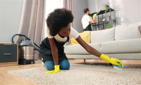 How to Clean Carpet at Home: Natural and Effective Methods
