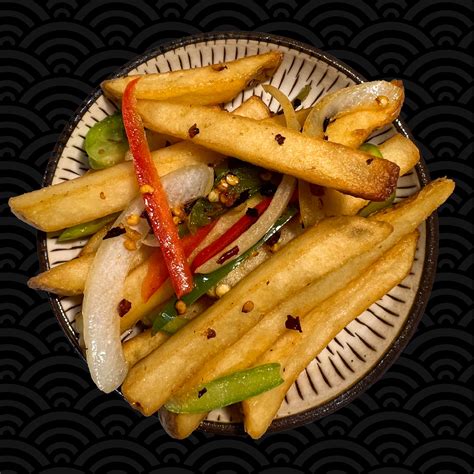 Booth 14: The Lingnan – Taste of Edmonton