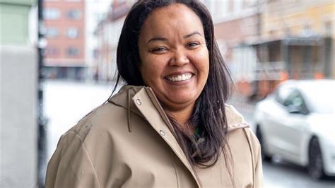 Undersøkelse om bruk av hjemmetjenester - Oslo kommune - Aktuelt Minimalist Background Background Background