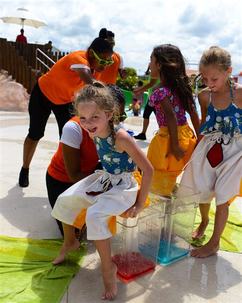 Nickelodeon PC (15 of 30) – Hello Ivory Rose