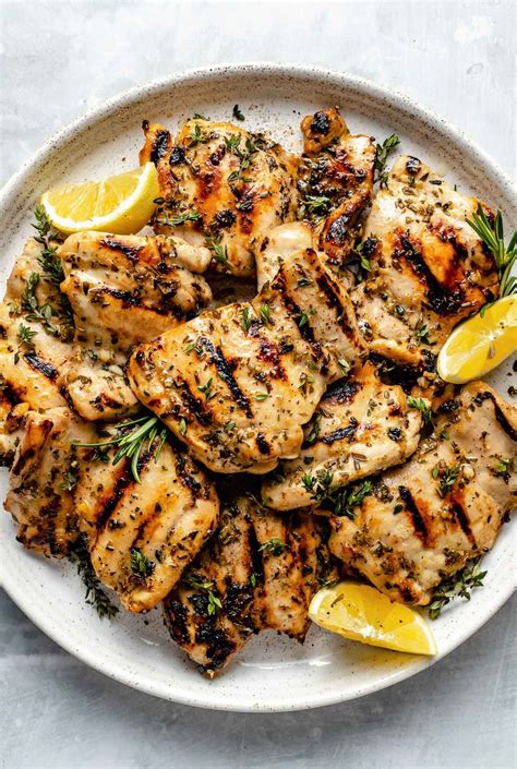 Super Simple Lemon Herb Marinade | Recipe | Grilled lemon chicken ...